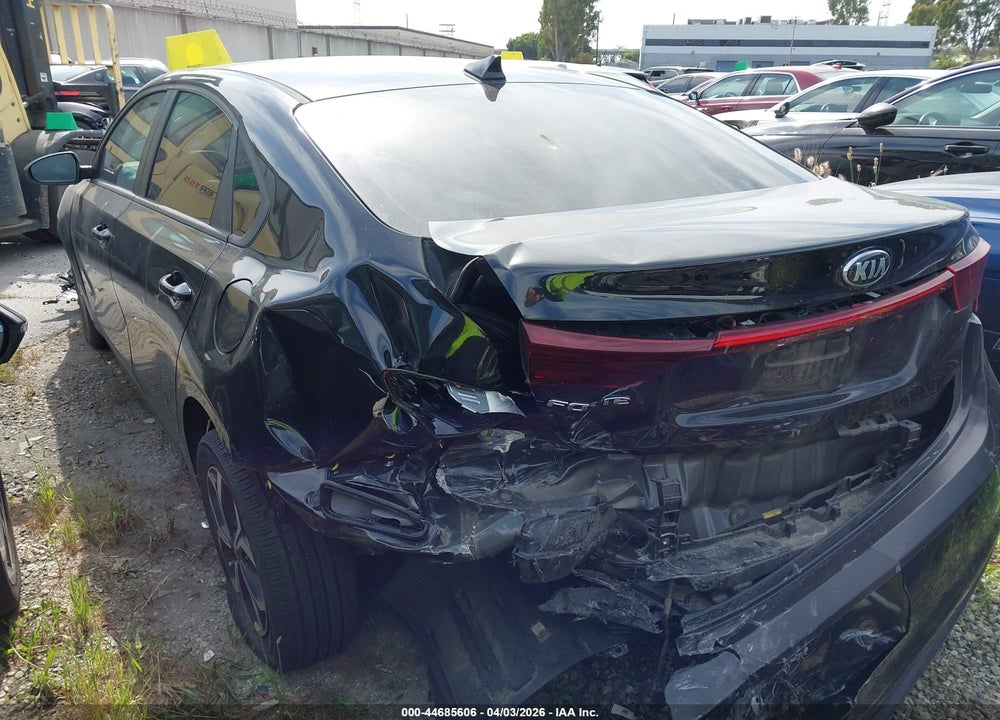 2021 KIA FORTE LXS VIN: 3KPF24AD9ME307015