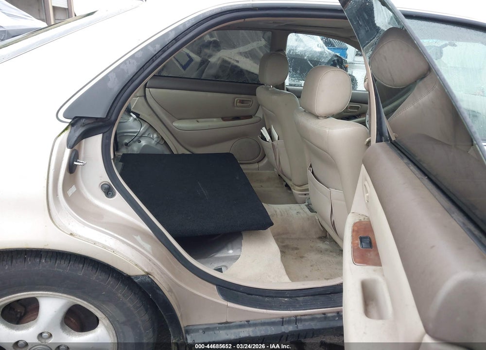 1997 LEXUS ES 300 VIN: JT8BF22G1V5004791