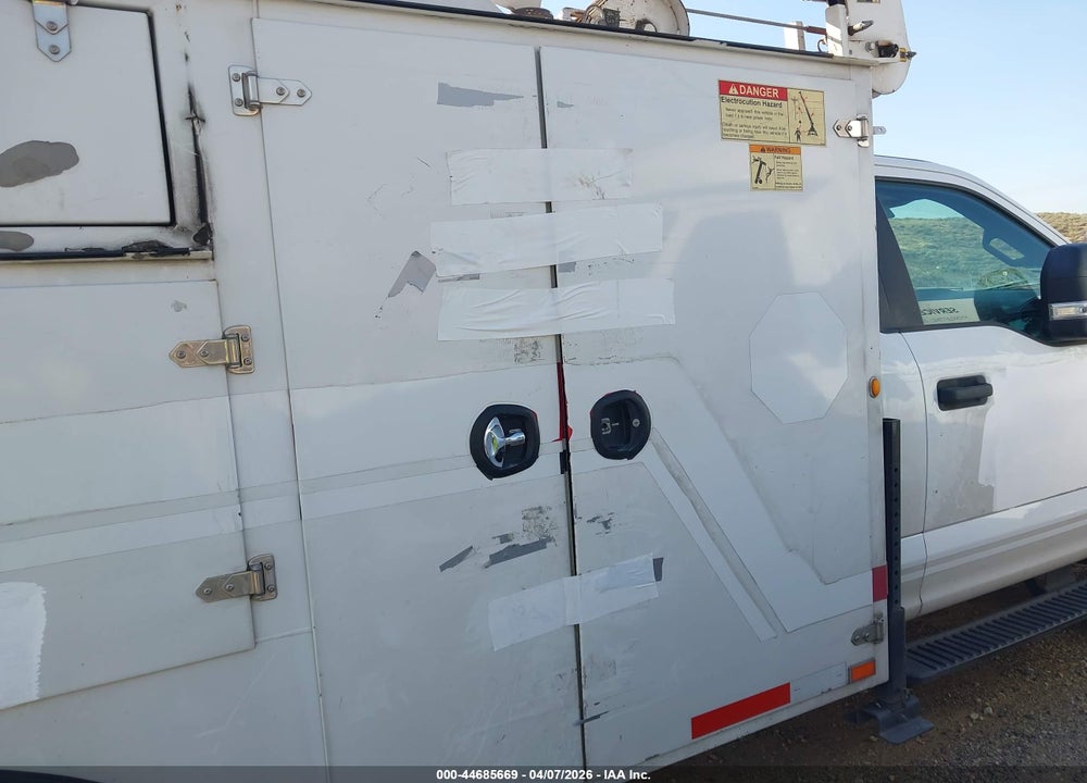 2022 FORD F-550 CHASSIS XL VIN: 1FDUF5GN5NEE59495