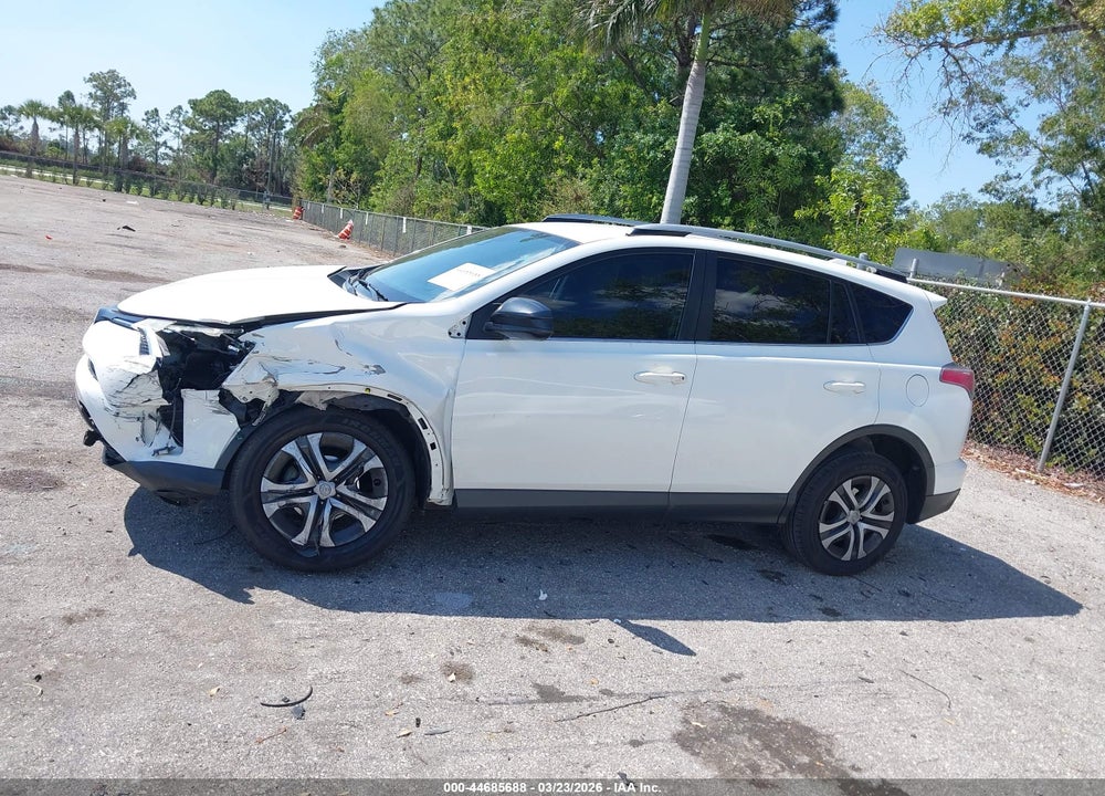 2018 TOYOTA RAV4 LE VIN: JTMZFREV1JJ183029