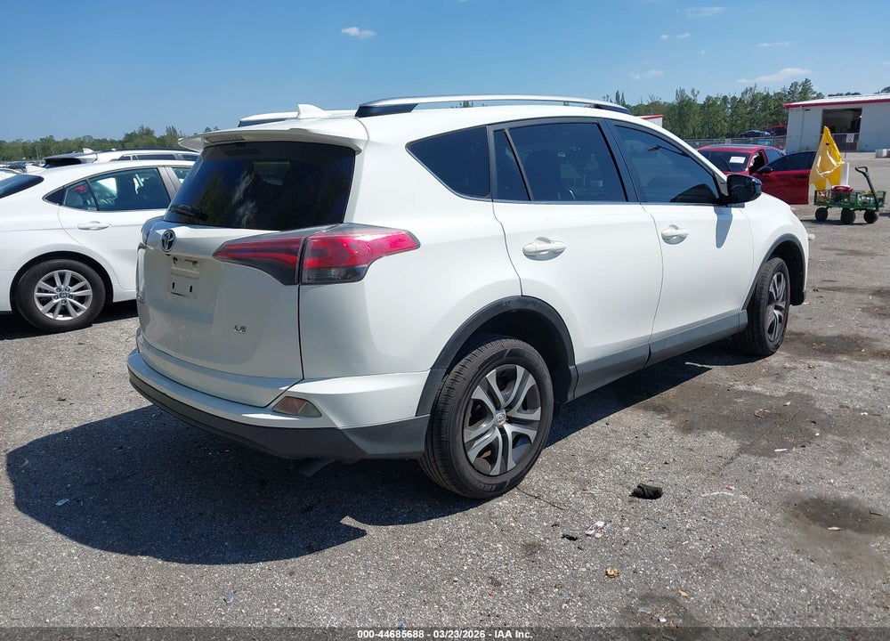 2018 TOYOTA RAV4 LE VIN: JTMZFREV1JJ183029