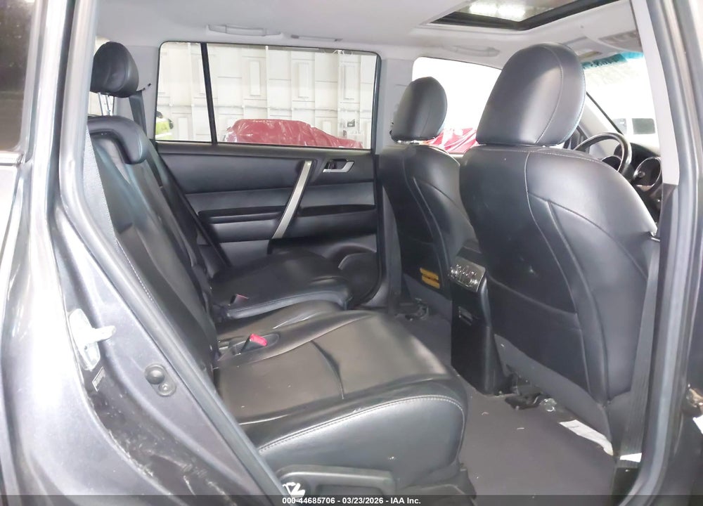 2013 TOYOTA HIGHLANDER SE V6 VIN: 5TDBK3EHXDS259519
