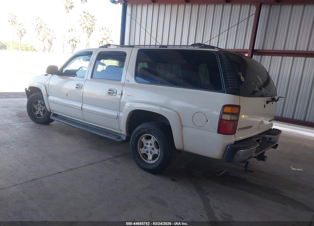 2002 CHEVROLET SUBURBAN 1500 LT VIN: 1GNFK16T82J229574