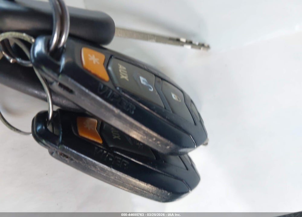 2004 HONDA CIVIC LX VIN: 2HGES16534H517921