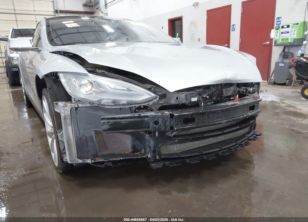 2014 TESLA MODEL S P85 VIN: 5YJSA1H14EFP39311