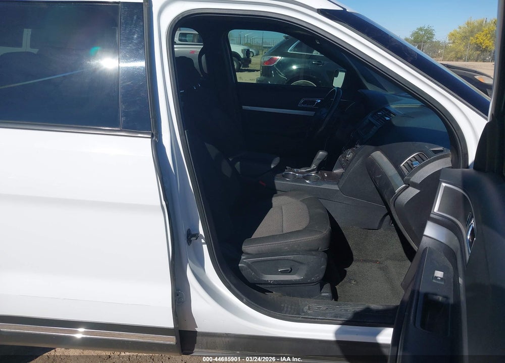 2017 FORD EXPLORER XLT VIN: 1FM5K7D88HGD40231