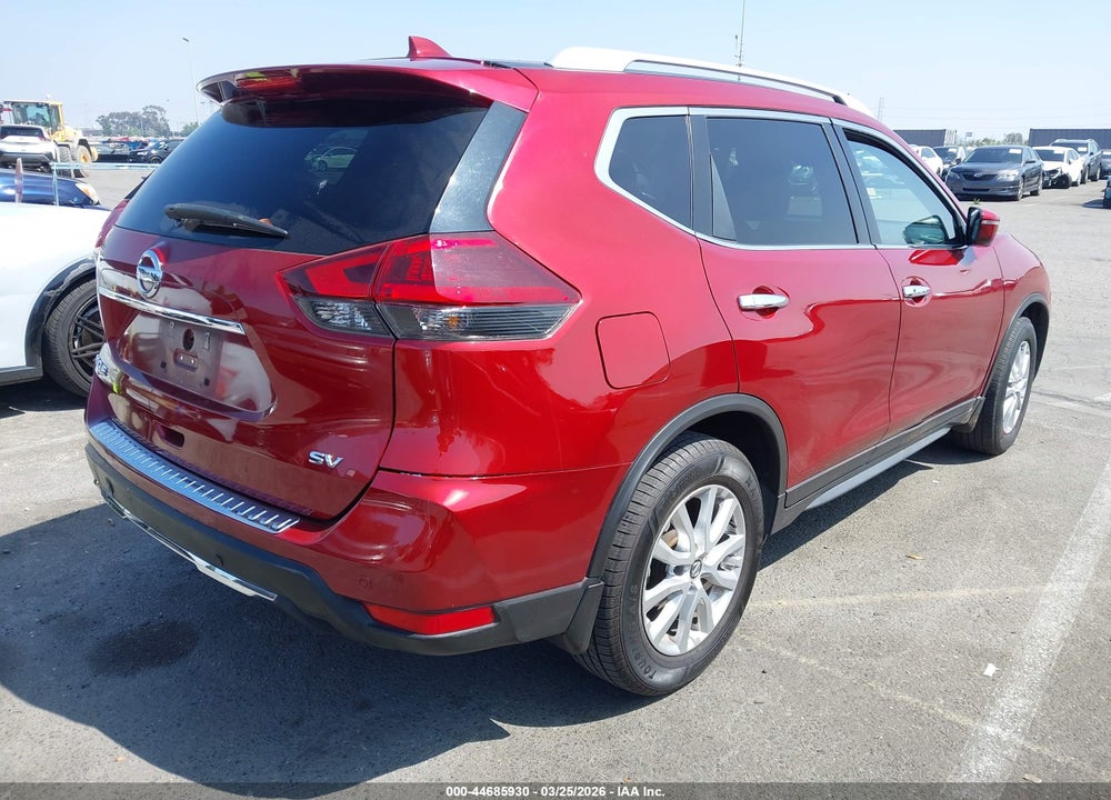 2019 NISSAN ROGUE SV VIN: 5N1AT2MT0KC797262