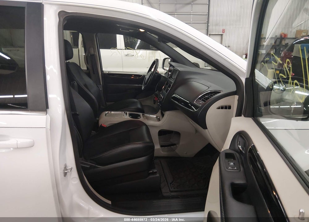 2019 DODGE GRAND CARAVAN SXT VIN: 2C4RDGCGXKR621588