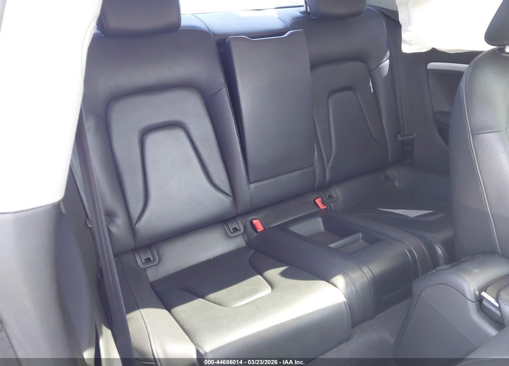 2015 AUDI A5 2.0T PREMIUM VIN: WAUCFAFR6FA024925