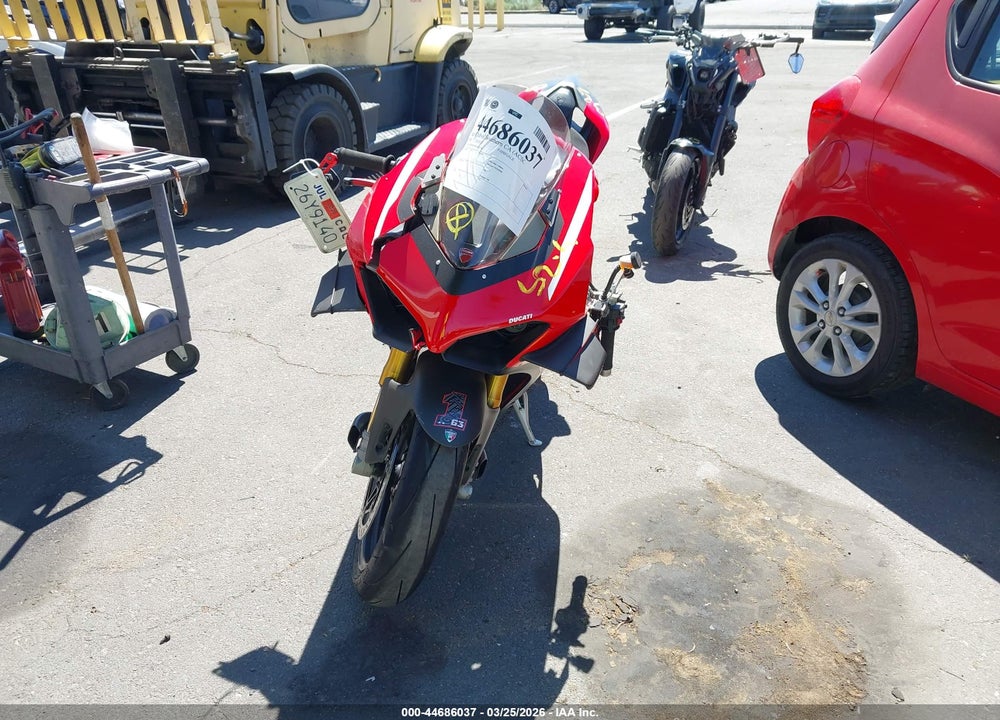 2020 DUCATI PANIGALE V4/V4S/V4S SPECIALE VIN: ZDMDAGNW0LB012148