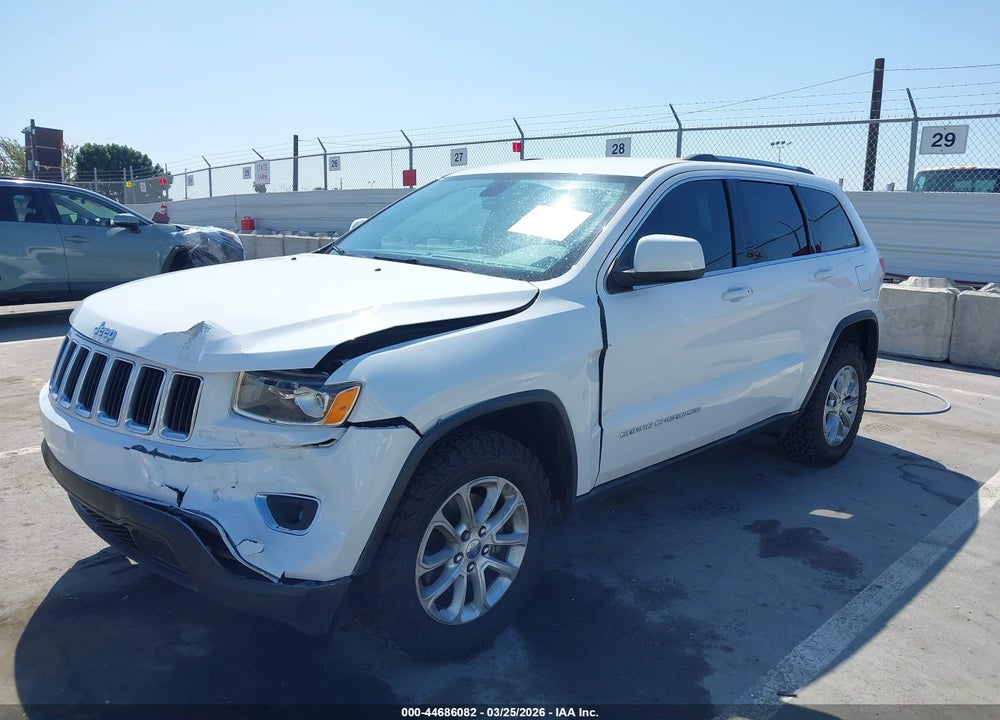 2015 JEEP GRAND CHEROKEE LAREDO VIN: 1C4RJFAG1FC211282