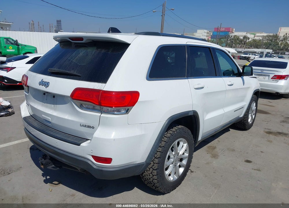 2015 JEEP GRAND CHEROKEE LAREDO VIN: 1C4RJFAG1FC211282