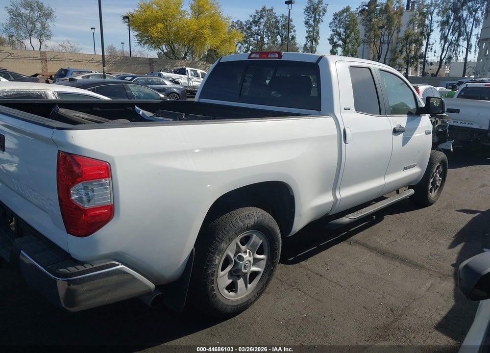 2018 TOYOTA TUNDRA SR5 5.7L V8 VIN: 5TFRY5F11JX234654