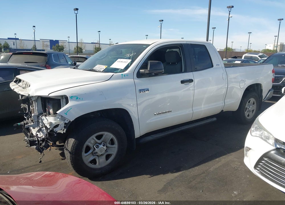 2018 TOYOTA TUNDRA SR5 5.7L V8 VIN: 5TFRY5F11JX234654