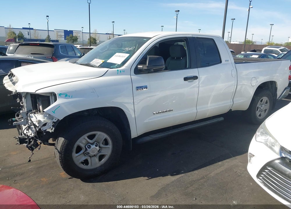 2018 TOYOTA TUNDRA SR5 5.7L V8 VIN: 5TFRY5F11JX234654