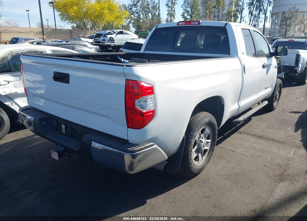 2018 TOYOTA TUNDRA SR5 5.7L V8 VIN: 5TFRY5F11JX234654