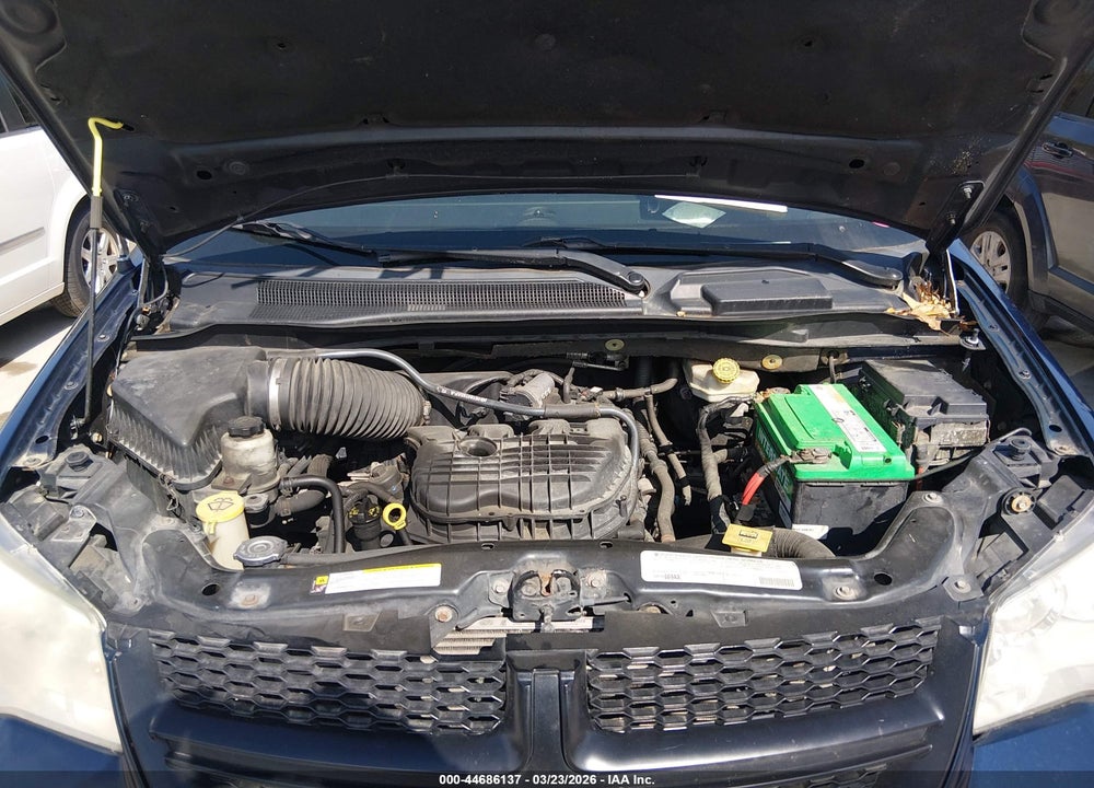 2012 DODGE GRAND CARAVAN CREW VIN: 2C4RDGDG4CR235782