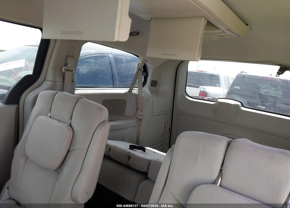 2012 DODGE GRAND CARAVAN CREW VIN: 2C4RDGDG4CR235782