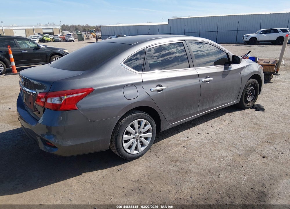 2018 NISSAN SENTRA S VIN: 3N1AB7AP2JY335581