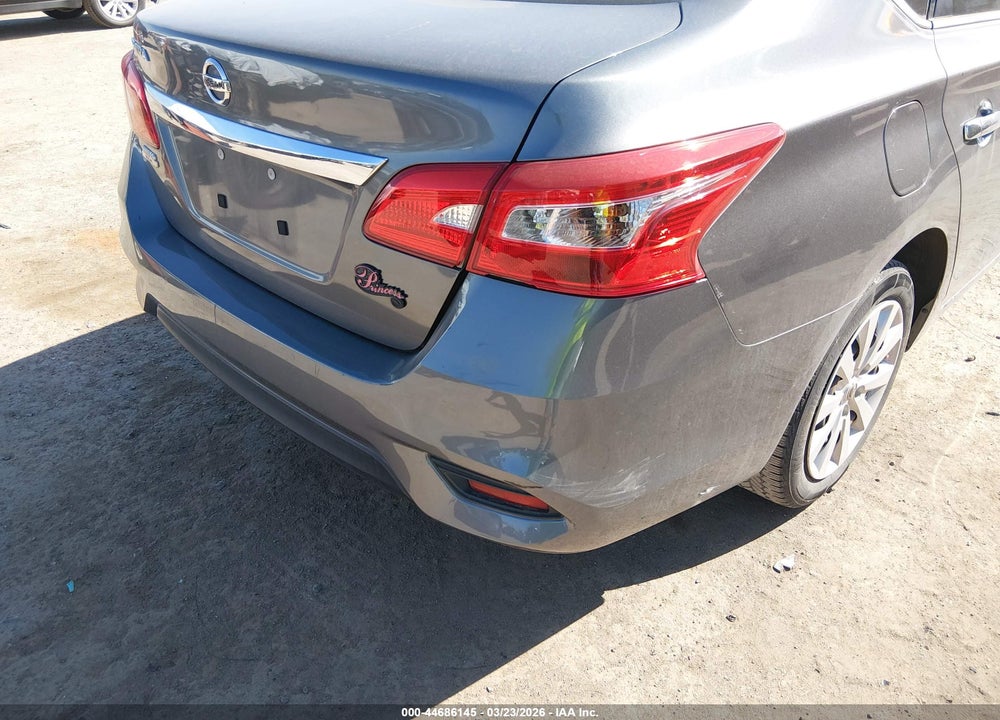 2018 NISSAN SENTRA S VIN: 3N1AB7AP2JY335581
