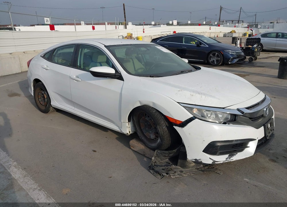 2018 HONDA CIVIC LX VIN: 2HGFC2F51JH564271