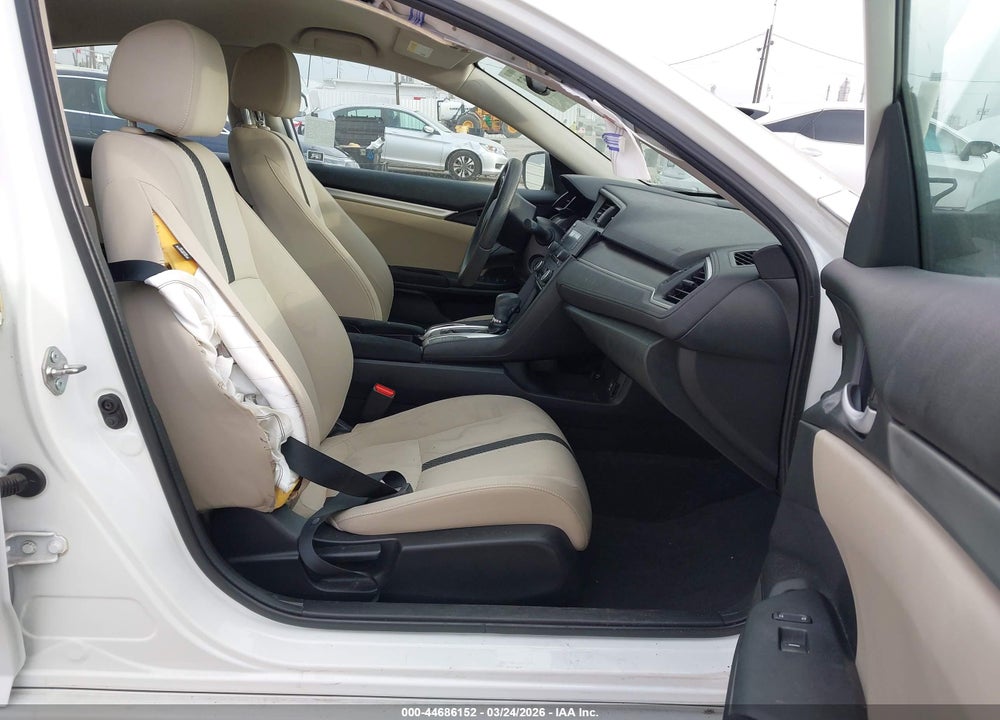 2018 HONDA CIVIC LX VIN: 2HGFC2F51JH564271