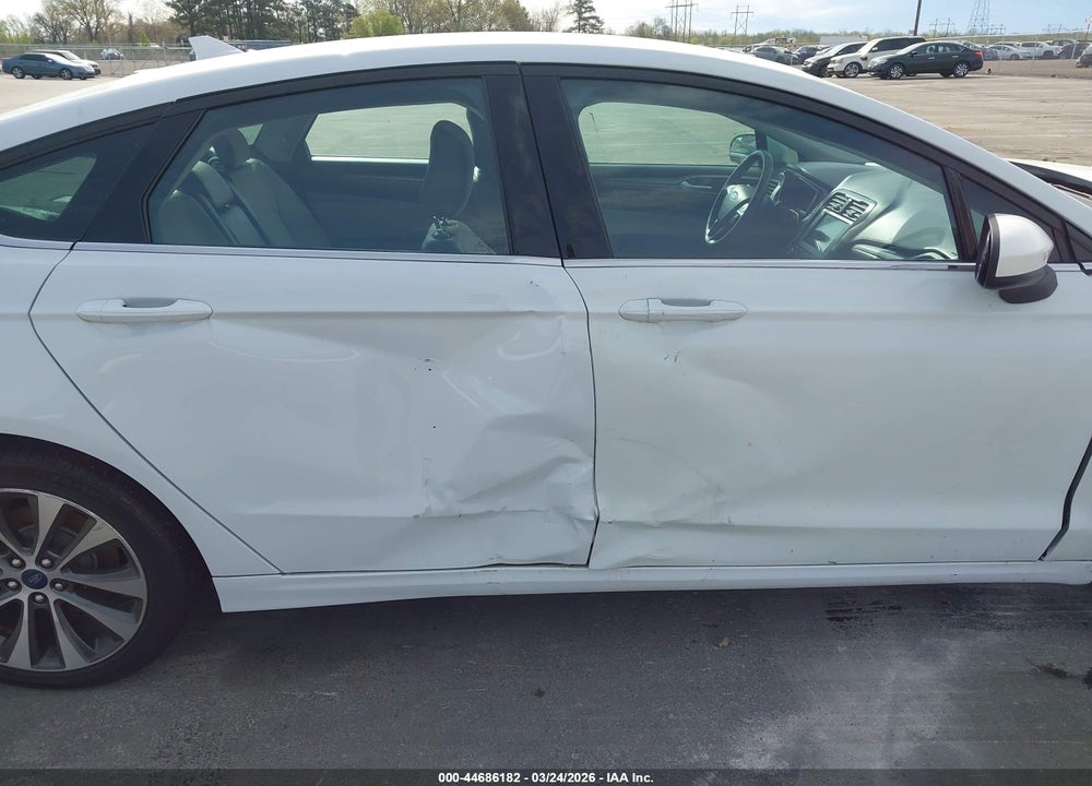 2020 FORD FUSION SE VIN: 3FA6P0HD5LR121985