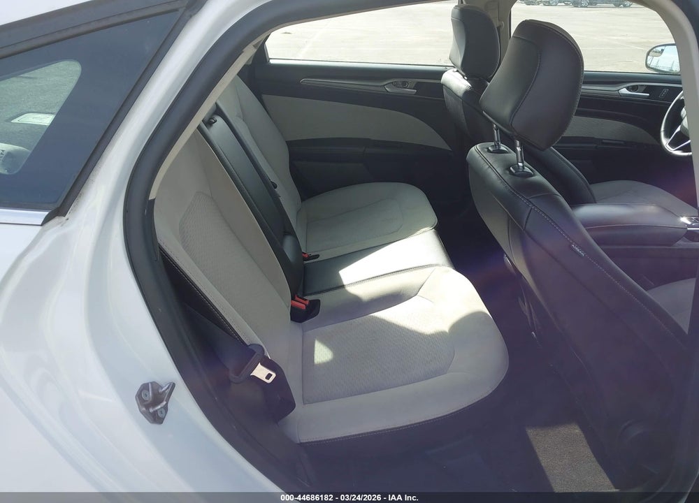 2020 FORD FUSION SE VIN: 3FA6P0HD5LR121985