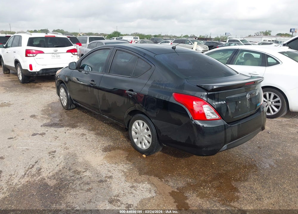2015 NISSAN VERSA 1.6 S+ VIN: 3N1CN7AP2FL862380