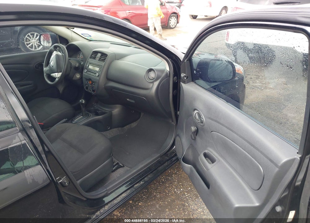 2015 NISSAN VERSA 1.6 S+ VIN: 3N1CN7AP2FL862380