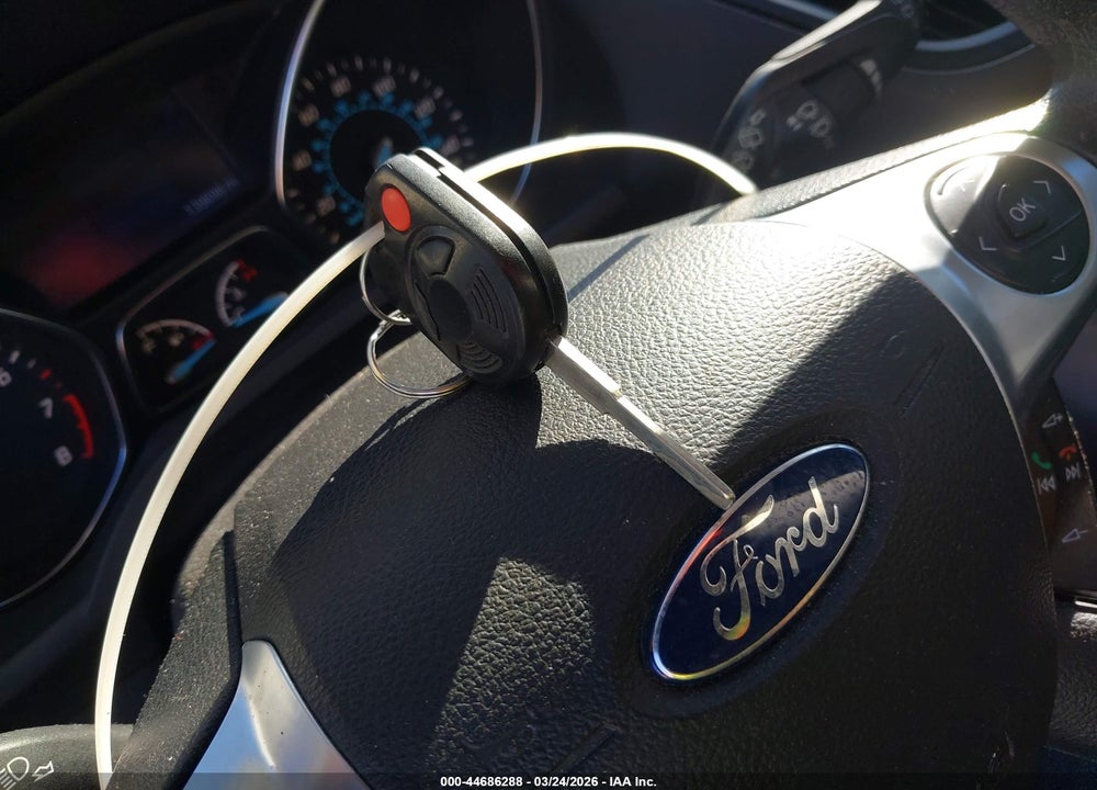 2014 FORD ESCAPE SE VIN: 1FMCU0GX3EUD51372