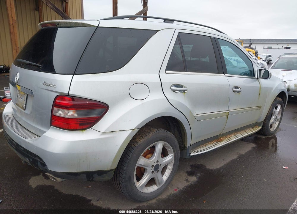 2008 MERCEDES-BENZ ML 350 4MATIC VIN: 4JGBB86E18A352364