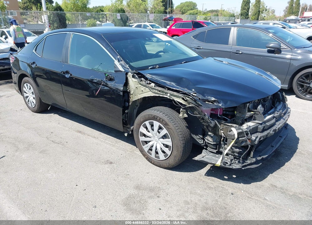 2020 TOYOTA CAMRY LE HYBRID VIN: 4T1C31AK6LU525776