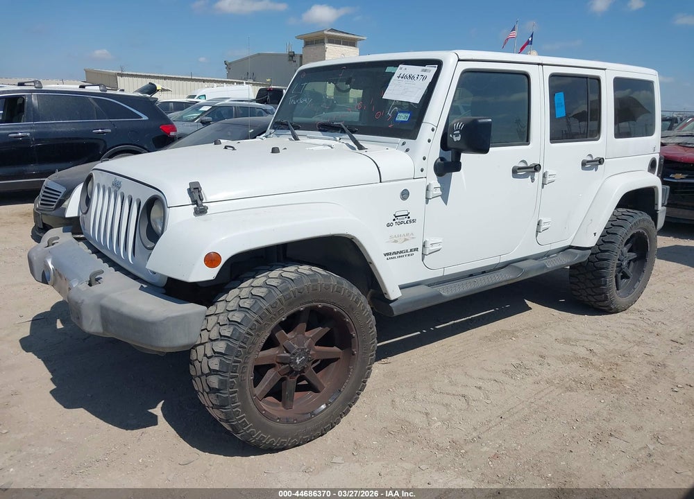 2015 JEEP WRANGLER UNLIMITED SAHARA VIN: 1C4BJWEG5FL537615
