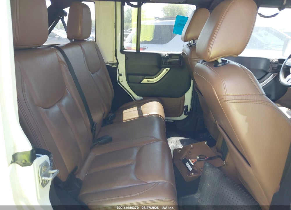 2015 JEEP WRANGLER UNLIMITED SAHARA VIN: 1C4BJWEG5FL537615