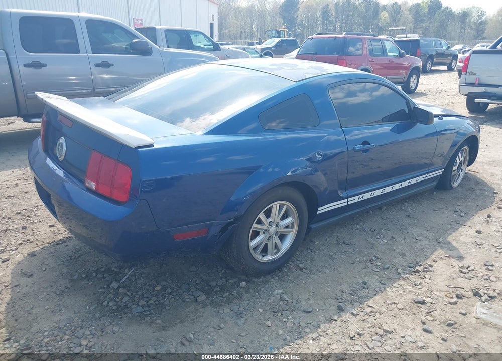 2008 FORD MUSTANG V6 DELUXE VIN: 1ZVHT80N485160558