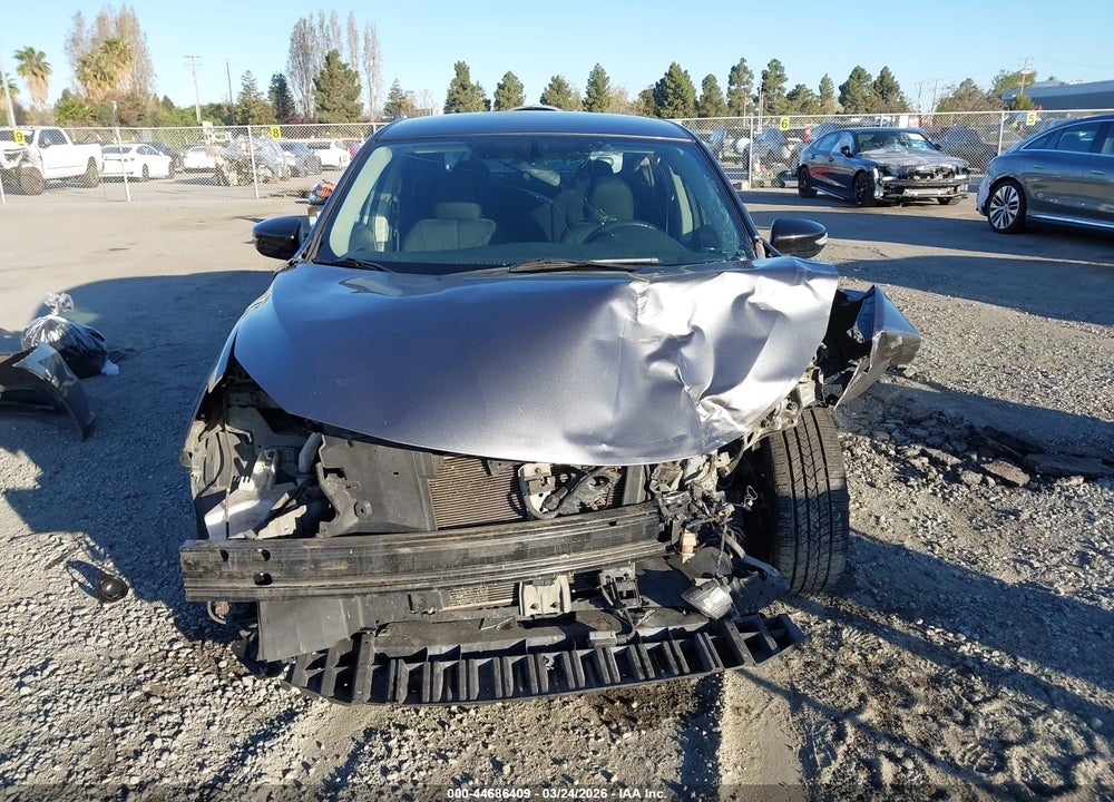 2018 NISSAN SENTRA SR VIN: 3N1AB7AP1JY290696
