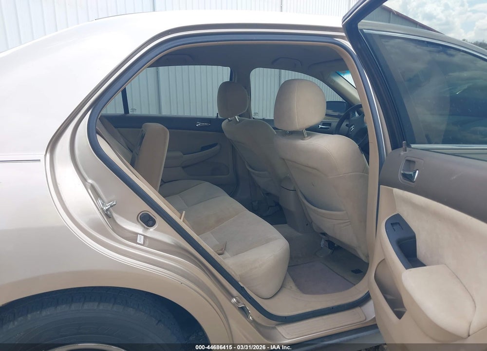 2005 HONDA ACCORD 2.4 LX VIN: 1HGCM56445A078907