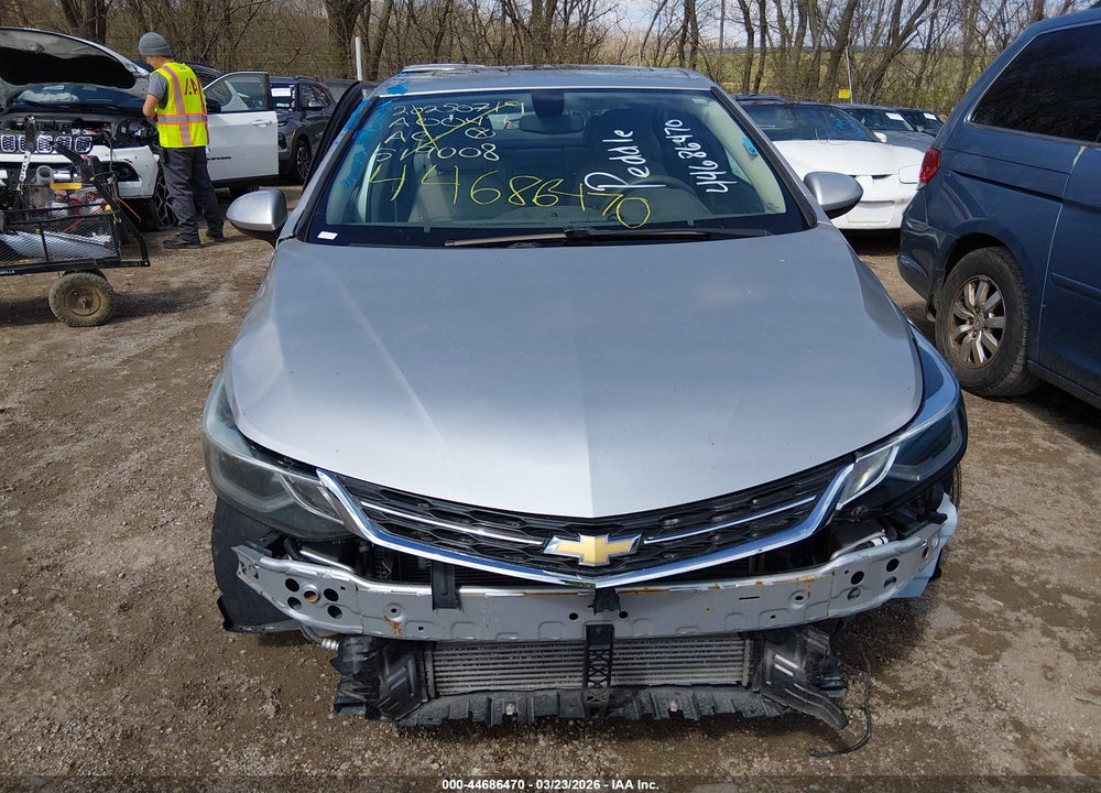 2017 CHEVROLET CRUZE LT AUTO VIN: 3G1BE5SM6HS519008