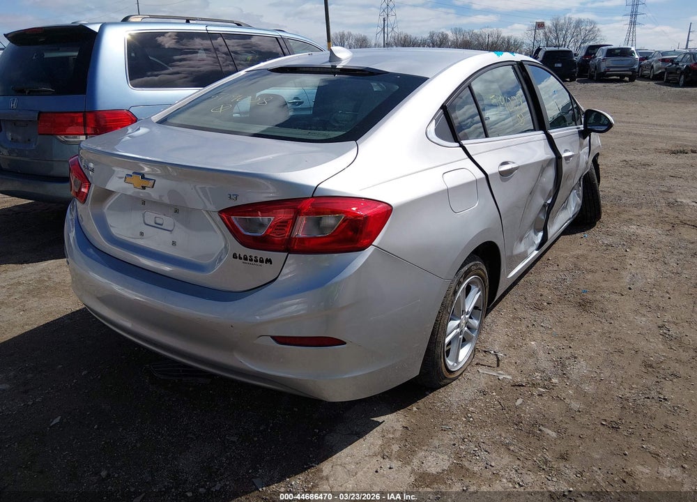 2017 CHEVROLET CRUZE LT AUTO VIN: 3G1BE5SM6HS519008
