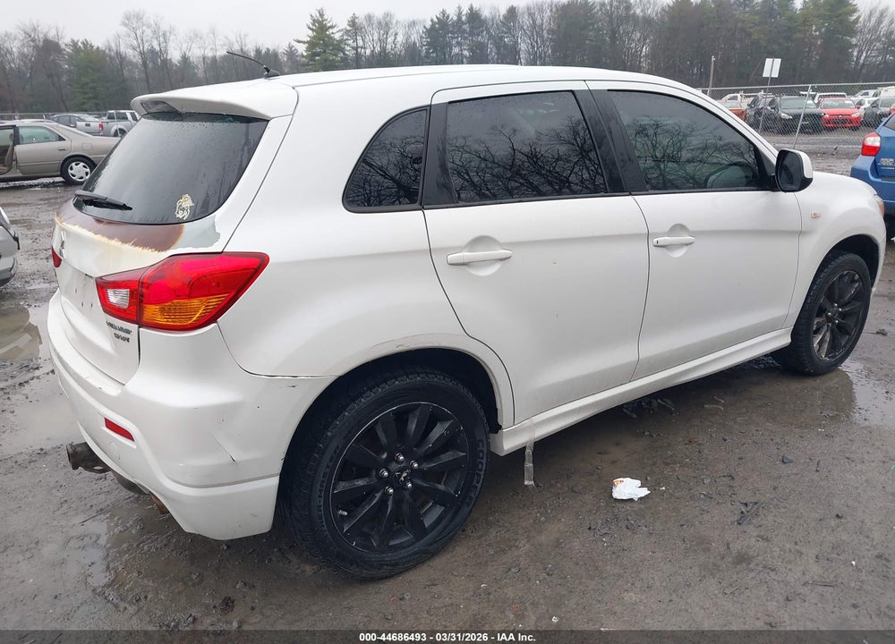 2011 MITSUBISHI OUTLANDER SPORT SE VIN: JA4AP4AUXBZ010584