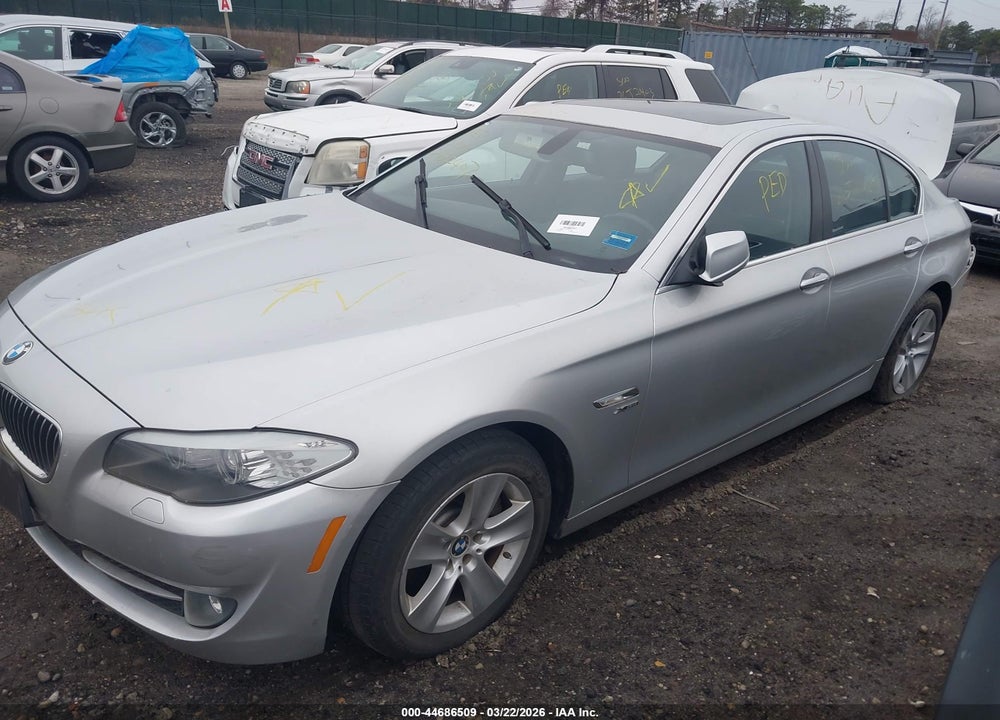2012 BMW 528I XDRIVE VIN: WBAXH5C55CDW08716