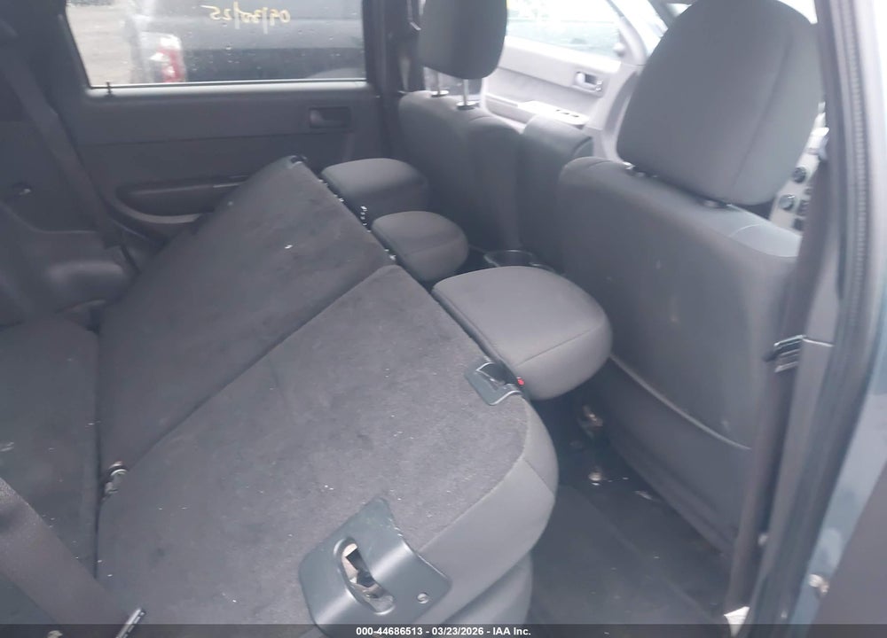 2011 FORD ESCAPE XLT VIN: 1FMCU9D73BKA76215