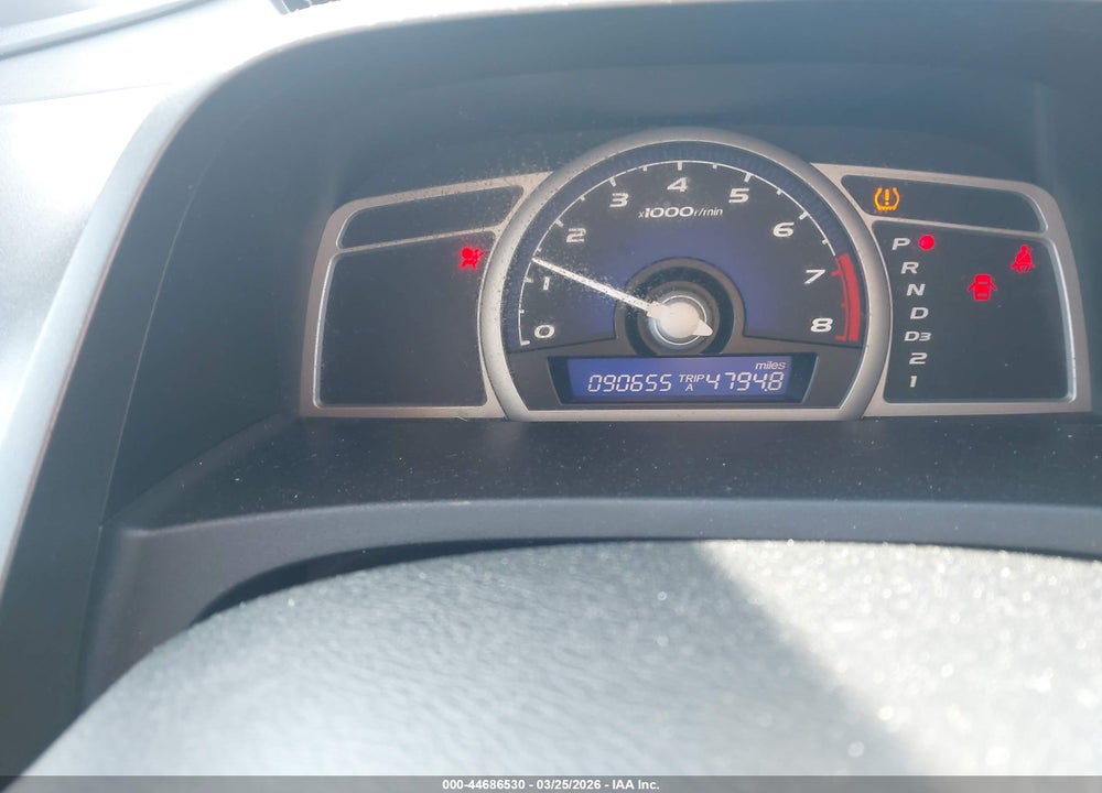 2011 HONDA CIVIC LX VIN: 2HGFG1B64BH510106