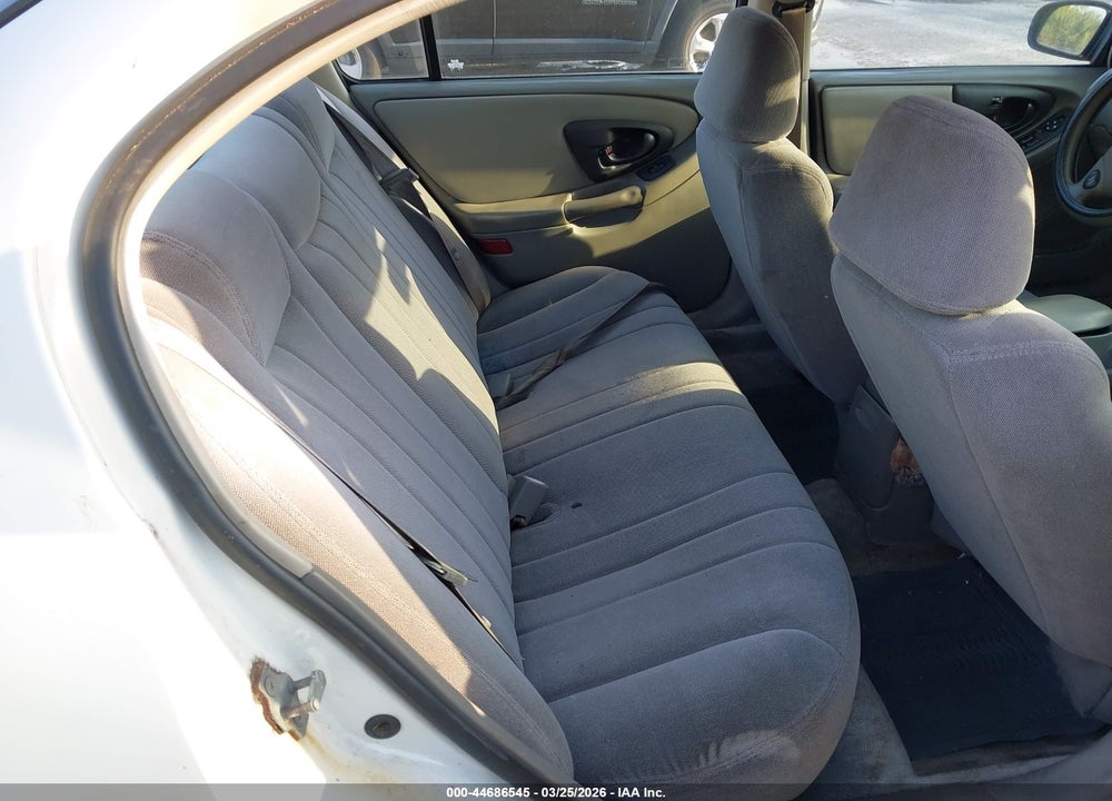 2005 CHEVROLET CLASSIC VIN: 1G1ND52F05M113576