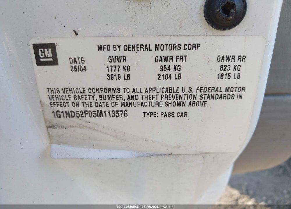 2005 CHEVROLET CLASSIC VIN: 1G1ND52F05M113576