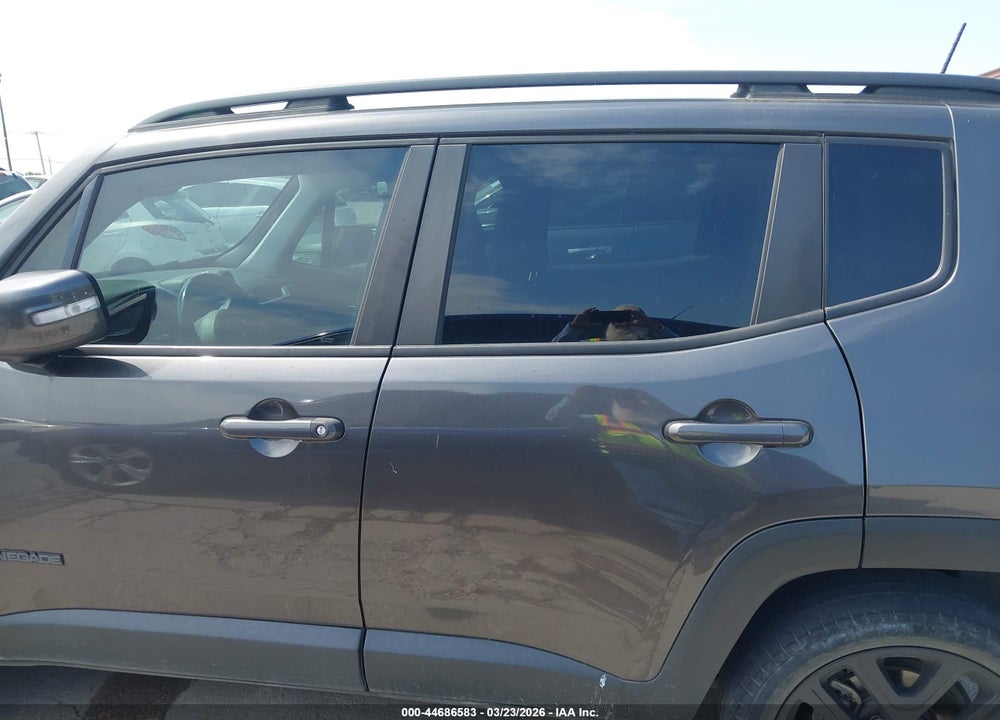 2018 JEEP RENEGADE ALTITUDE FWD VIN: ZACCJABB4JPG81886