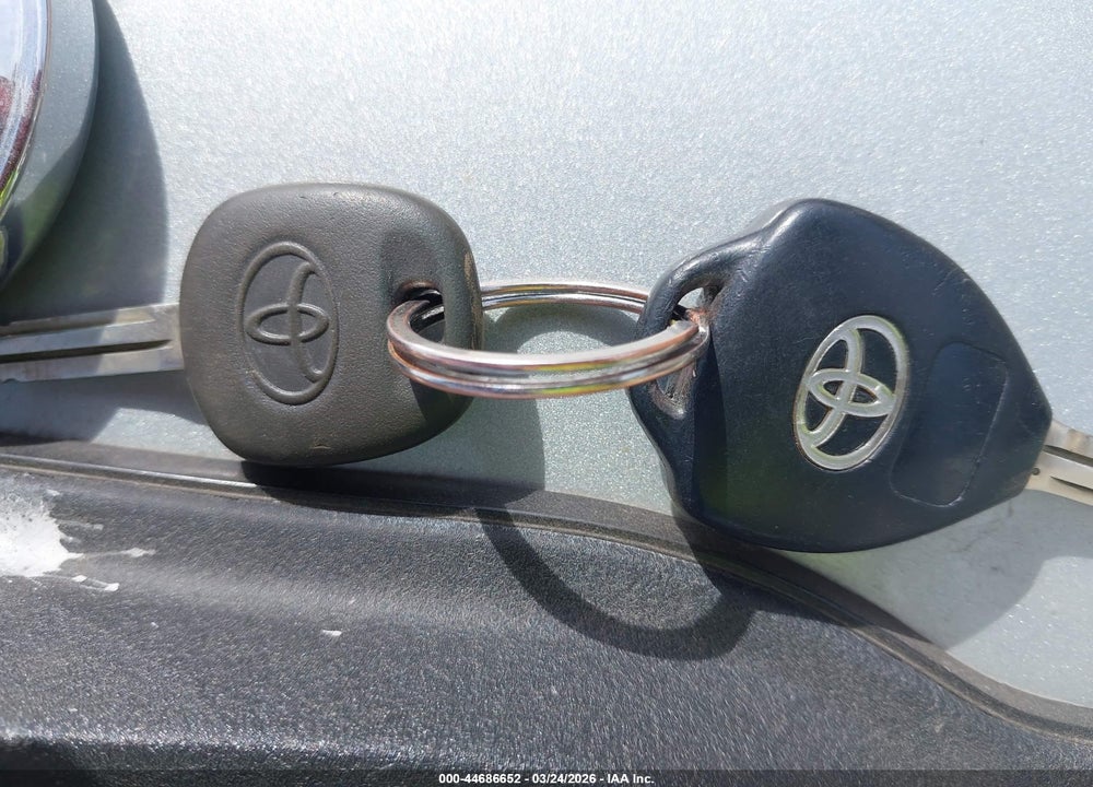 2010 TOYOTA RAV4 BASE V6 VIN: JTMBK4DV8AD011161