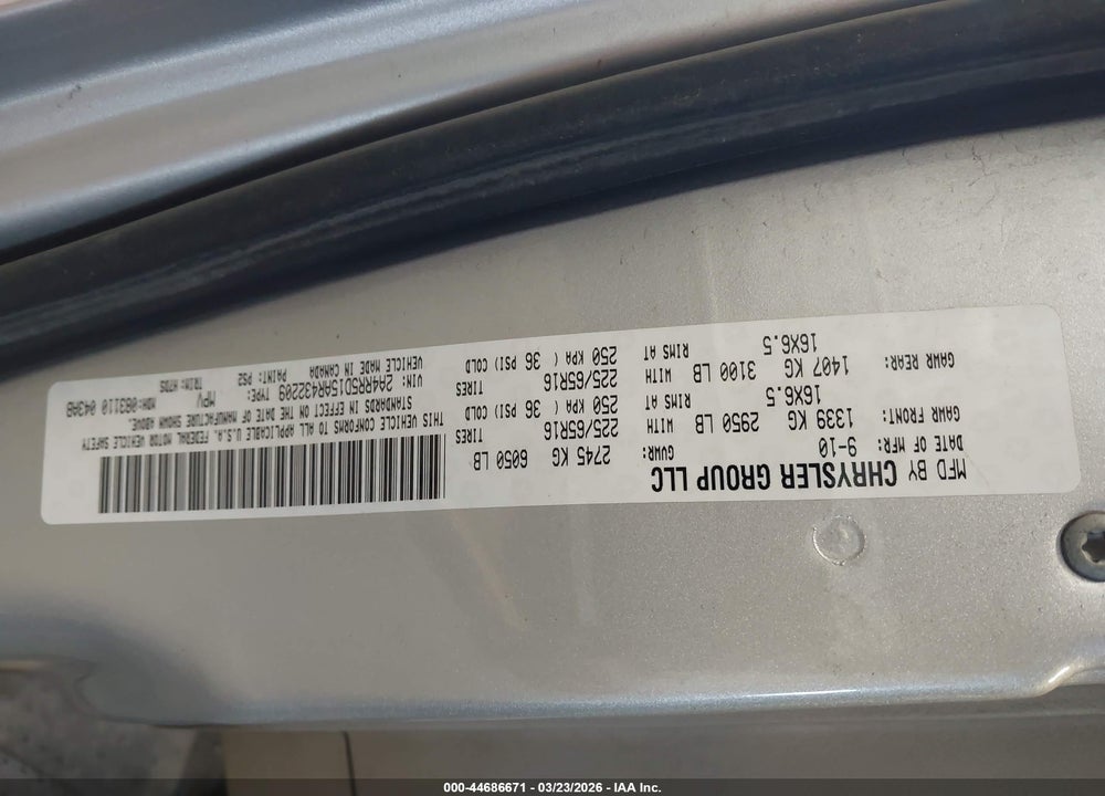 2010 CHRYSLER TOWN & COUNTRY TOURING VIN: 2A4RR5D15AR432209