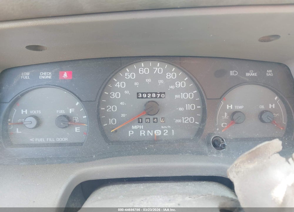 1999 MERCURY GRAND MARQUIS GS VIN: 2MEFM74W4XX608720